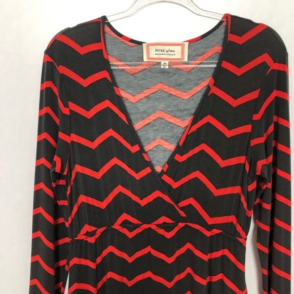 EUC MORE of Me Chevron striped maternity dress - Picture 2 of 9